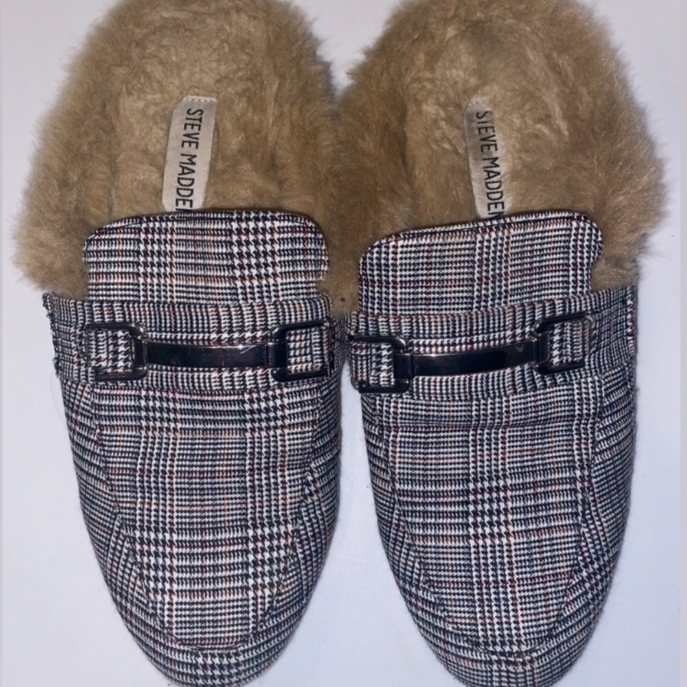 Steve Madden Plaid Slip ons